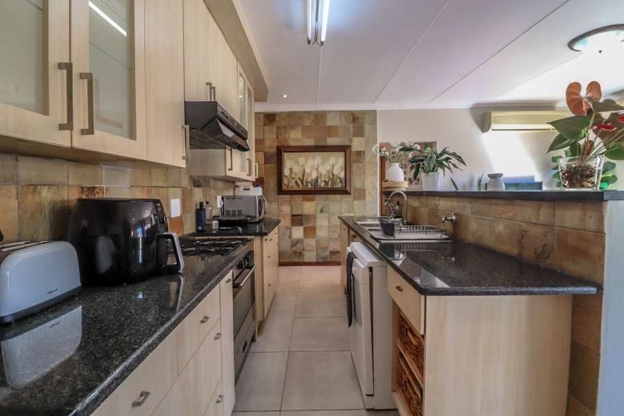 3 Bedroom Property for Sale in Woodland Hills Wildlife Estate Free State